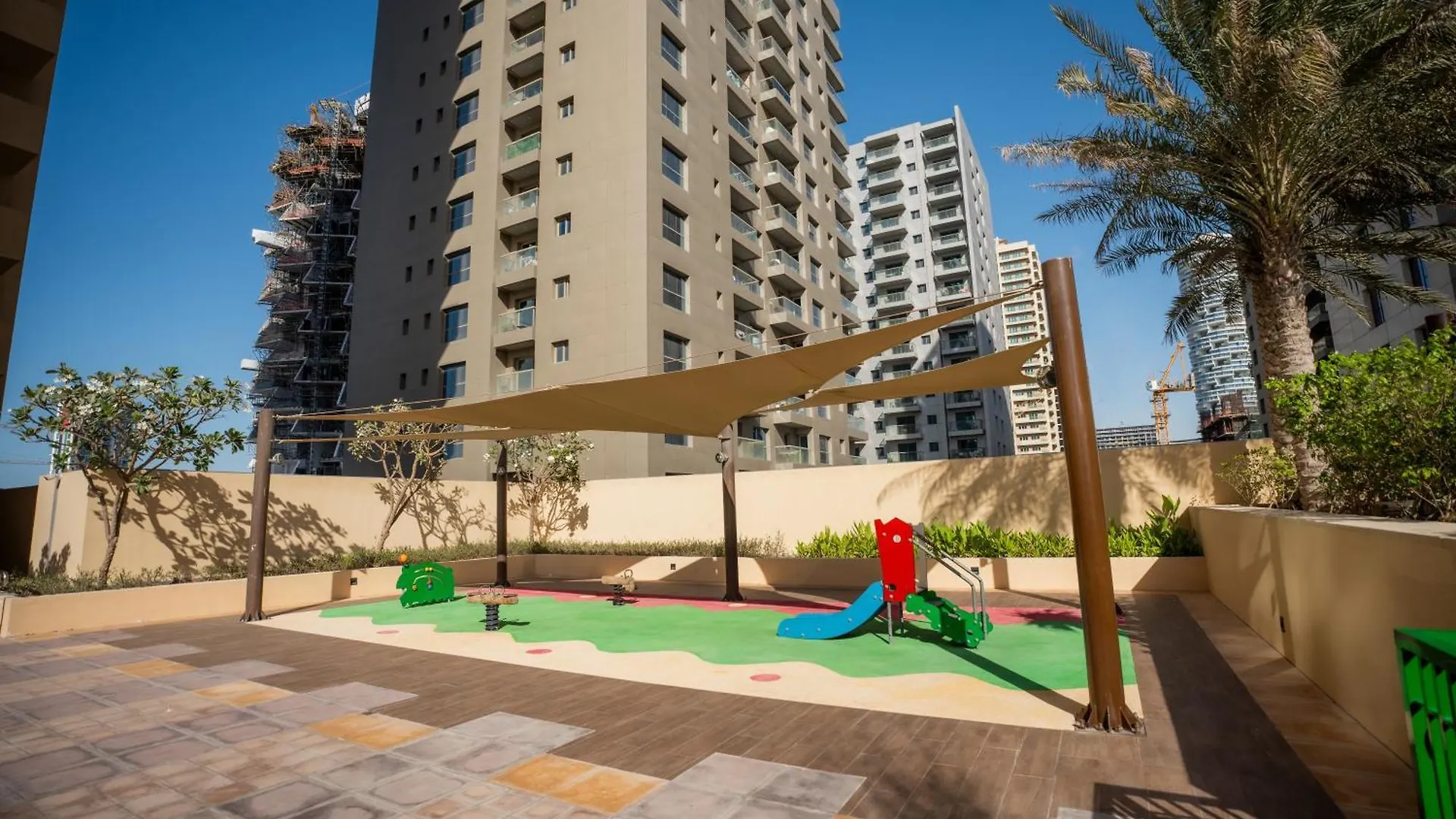 Quirky Studio Apartment In Damac Ghalia Dubai 0*,